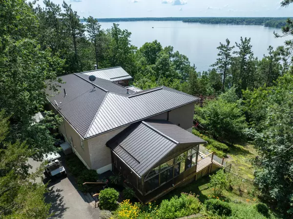Rideau Lakes, ON K0G 1X0,715 North Shore RD