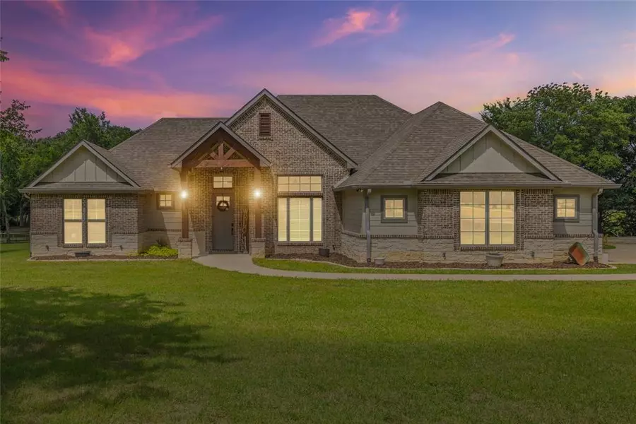 3917 County Road 3323, Greenville, TX 75402
