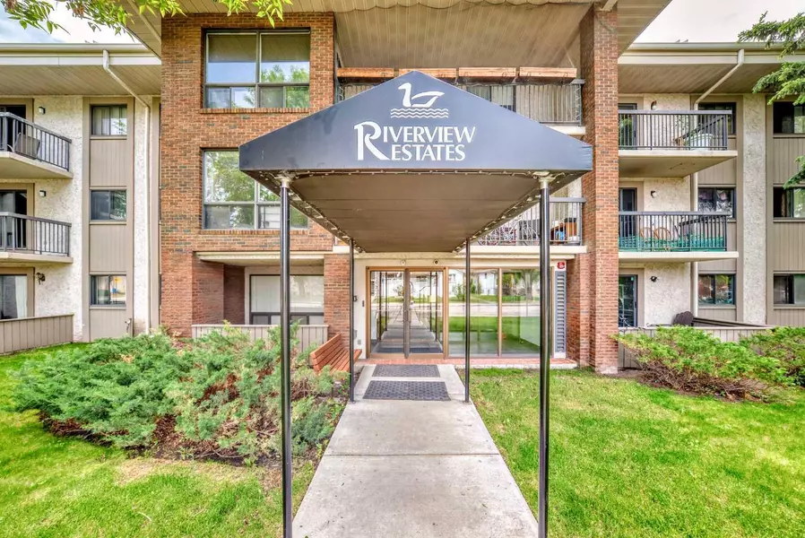 2611 1 AVE Northwest #206, Calgary, AB T2N 0C5