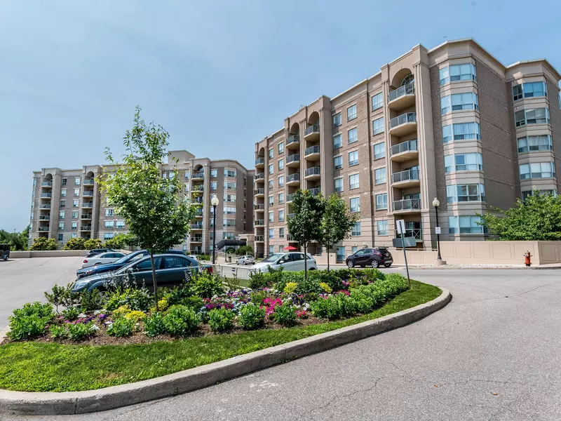 2085 Amherst Heights DR #203, Burlington, ON L7P 5C2