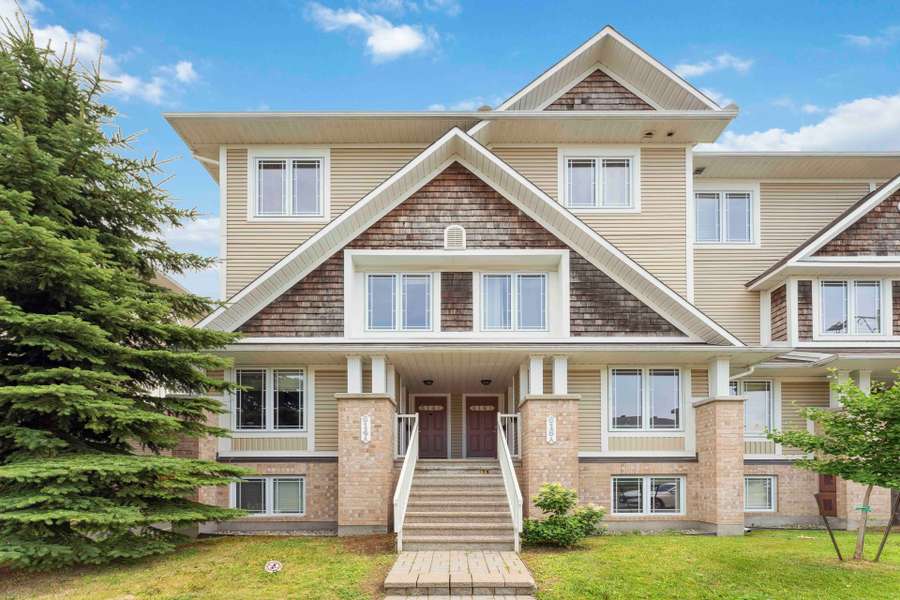 616 Chapman Mills DR #A, Barrhaven, ON K2J 0V4