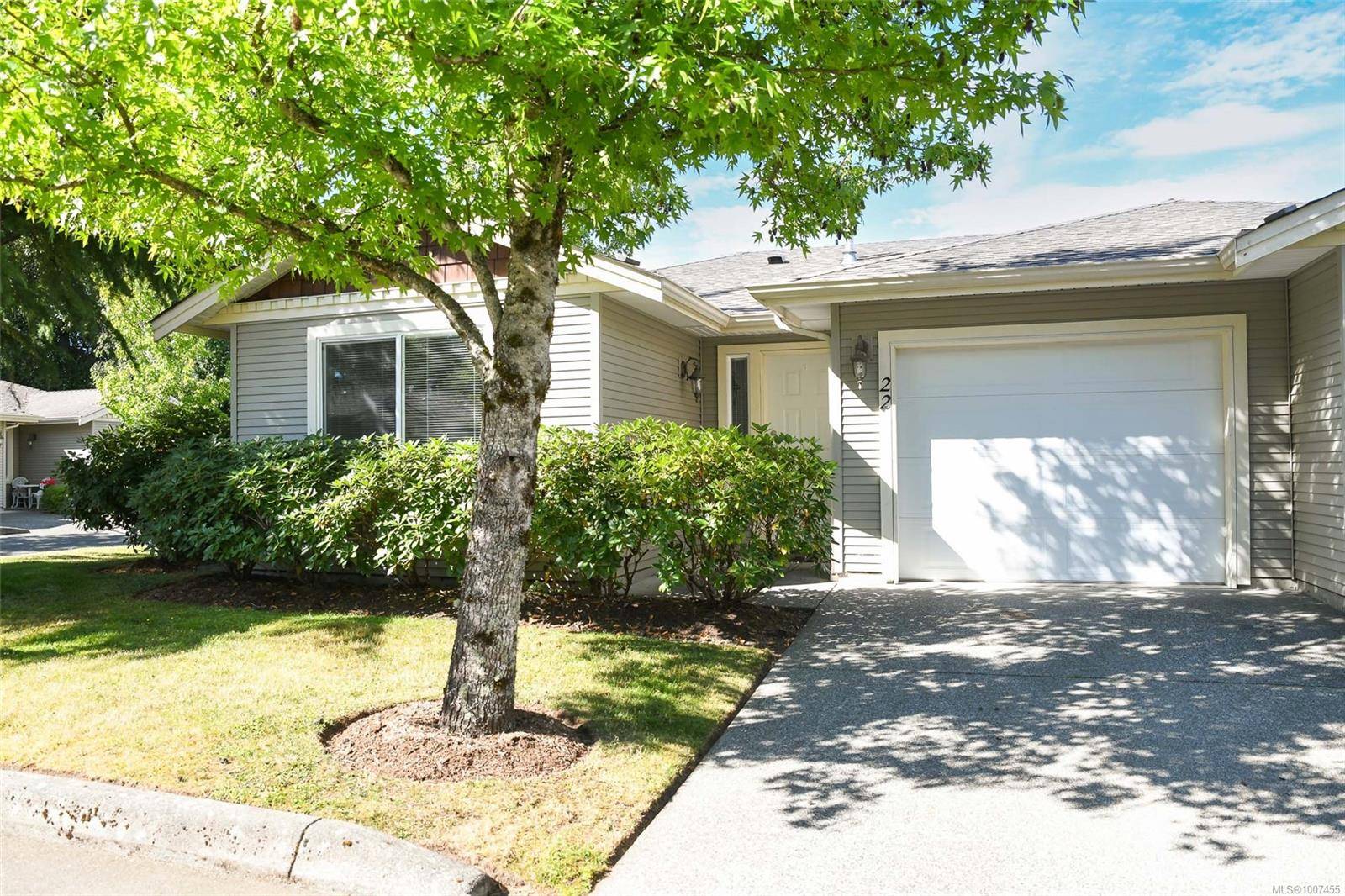 1050 8th St #22, Courtenay, BC V9N 4A5