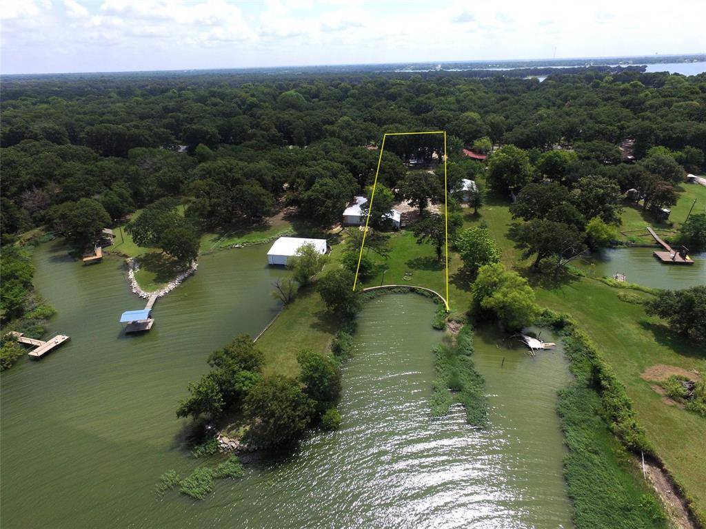 East Tawakoni, TX 75472,488 Briggs Boulevard