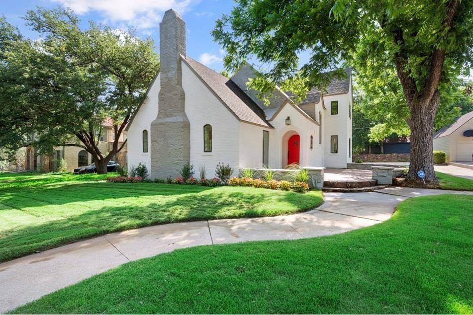 2809 6th Avenue, Fort Worth, TX 76110