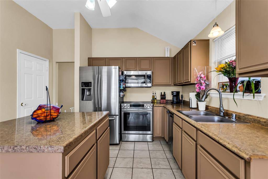 Sachse, TX 75048,6923 Todd Lane