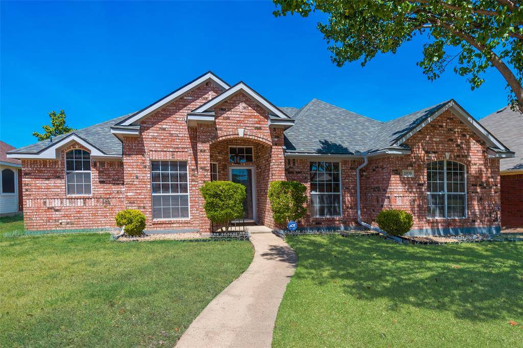 1939 Cutler Drive, Mesquite, TX 75149