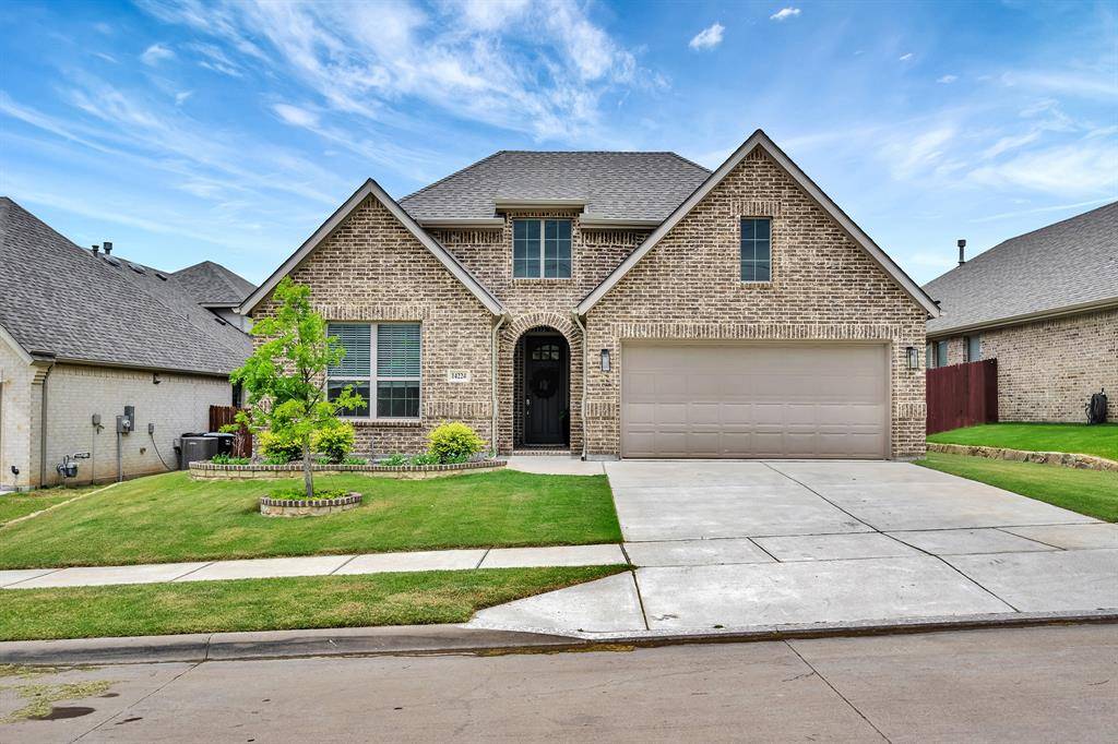 14224 Spitfire Trail, Fort Worth, TX 76262