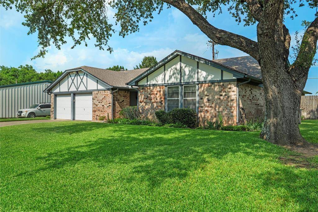 Arlington, TX 76016,3105 Steeplechase Trail