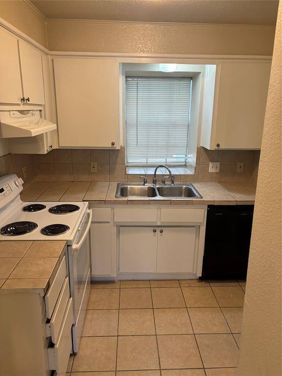 Fort Worth, TX 76116,3205 Las Vegas Trail