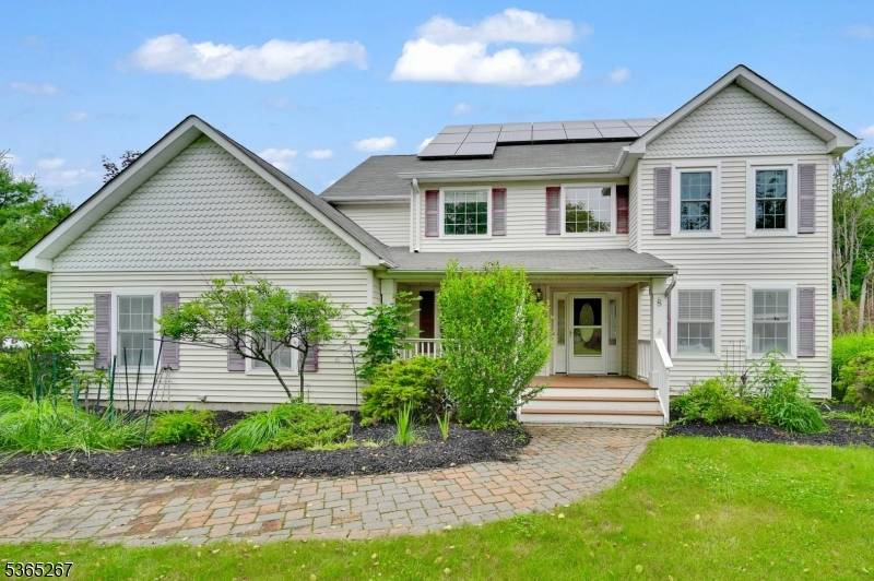 8 Dahn Dr, Sparta Twp., NJ 07871