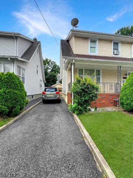 Clifton City, NJ 07011,93 Piaget Ave