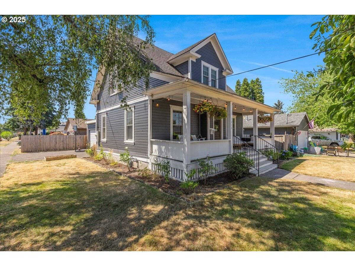 Newberg, OR 97132,1212 E 6TH ST