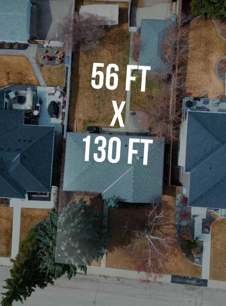 15 Roselake ST Northwest, Calgary, AB T2K 1L1