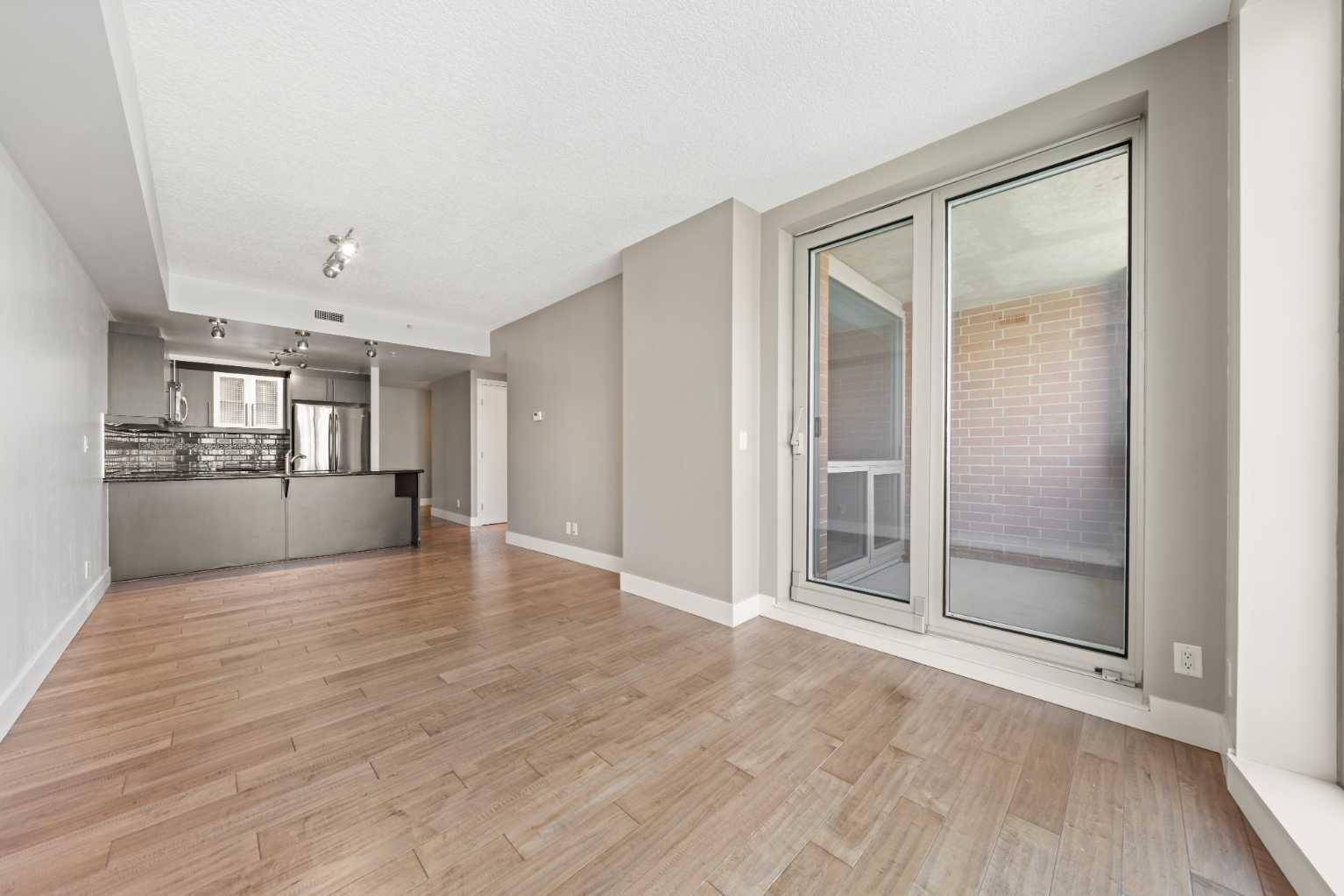 817 15 AVE Southwest #808, Calgary, AB T2R 0H8