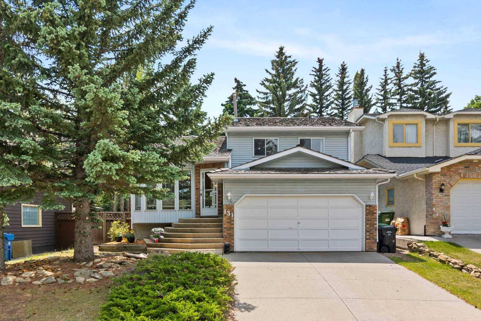 Calgary, AB T3H 1T7,131 Stratton CRES SW