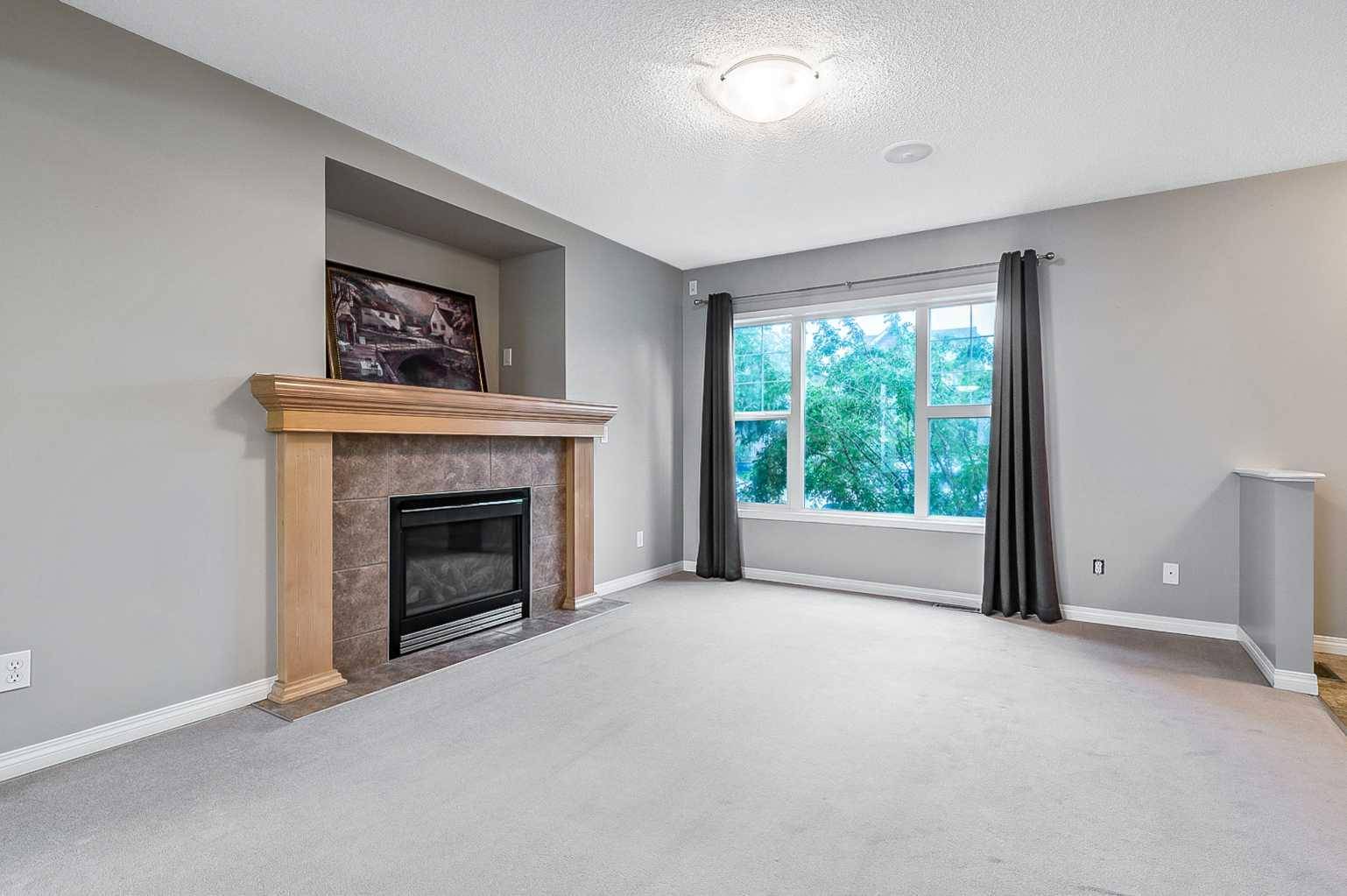 Calgary, AB T2Y 5G4,342 Everglen Rise SW