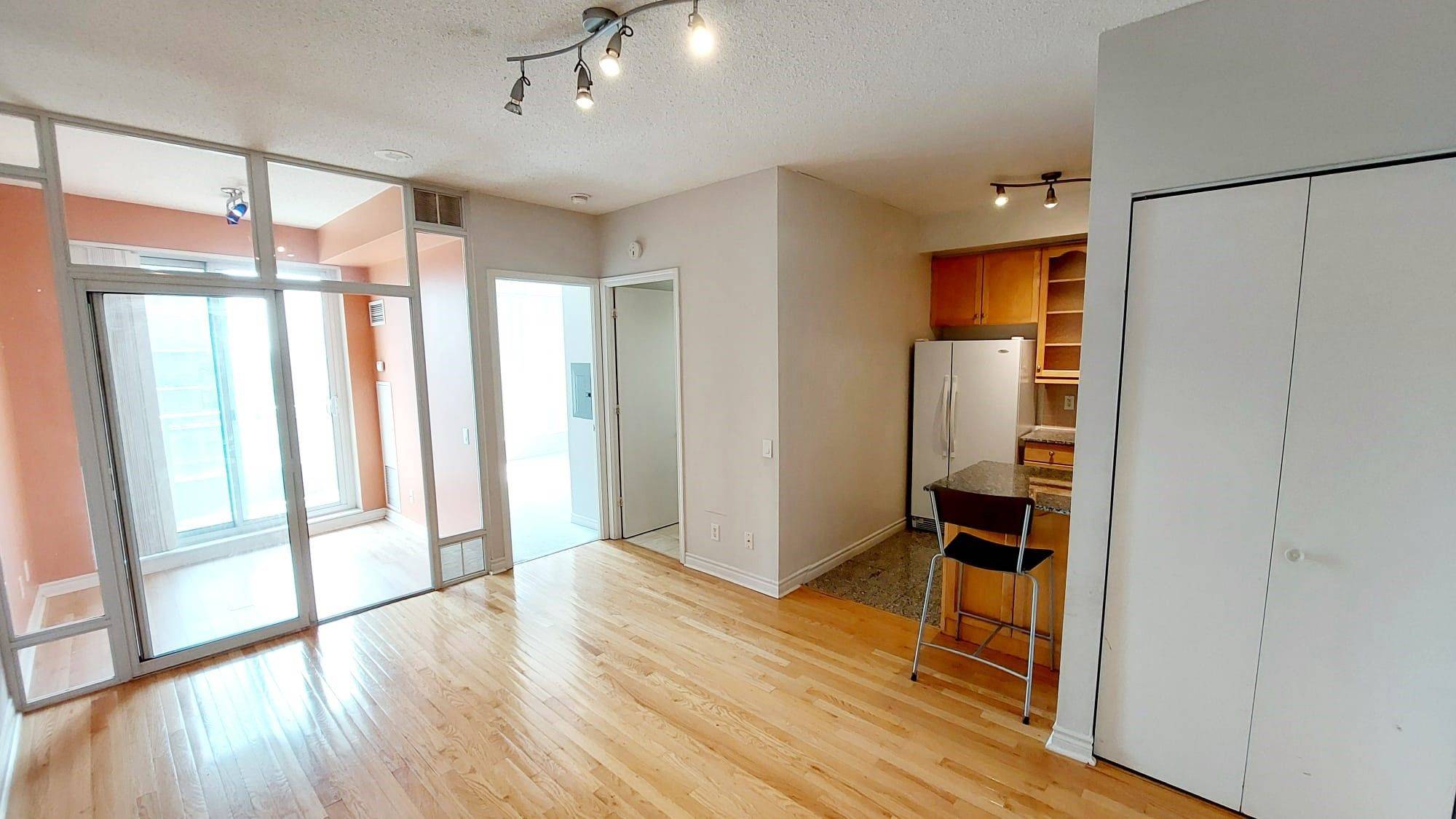 Toronto C14, ON M2N 7K3,60 Byng AVE #1115