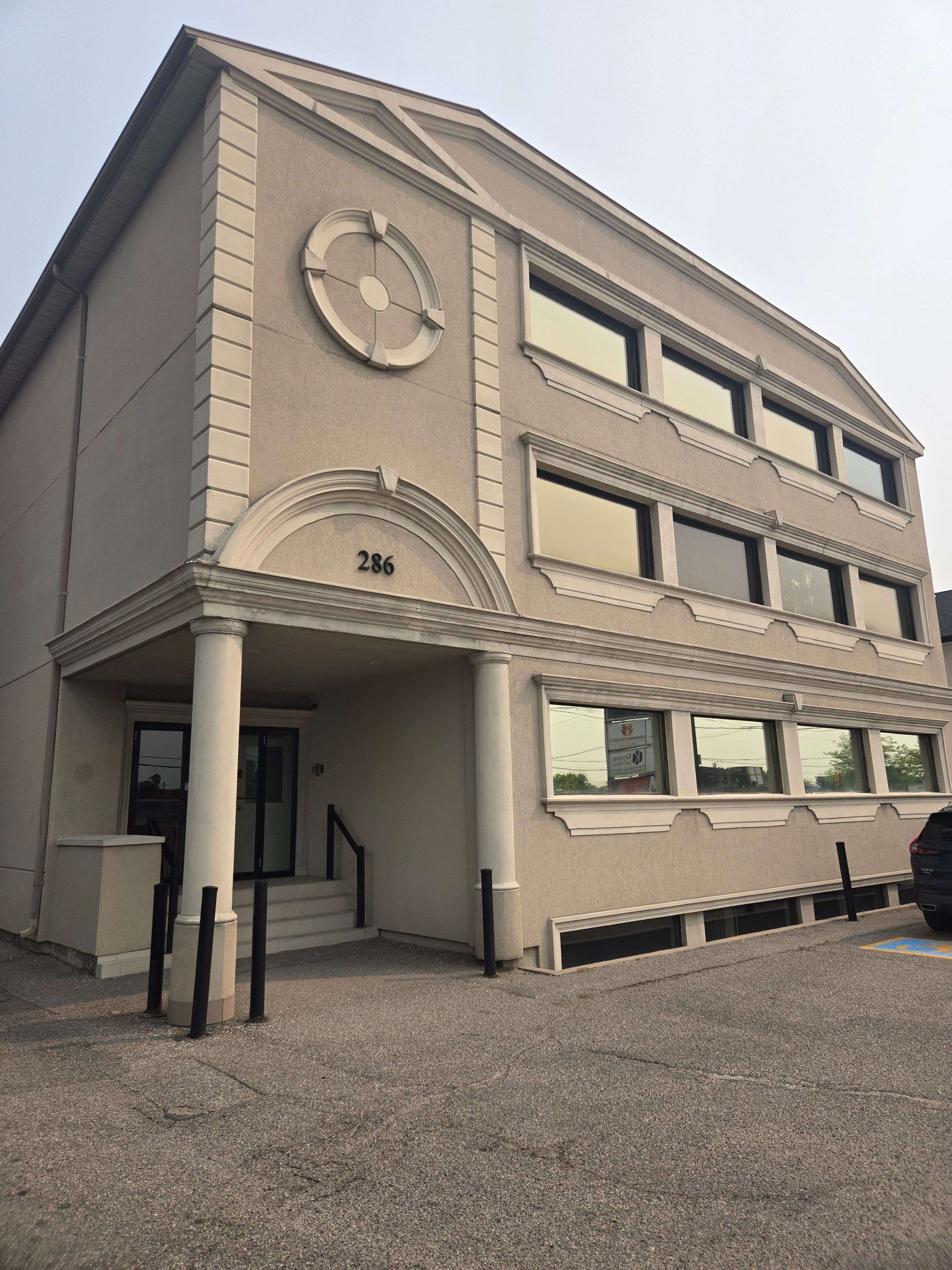 286 King ST W #301, Oshawa, ON L1J 2J9