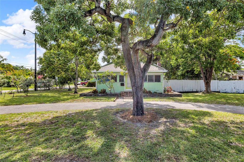 Pompano Beach, FL 33060,803 NE 3RD AVE