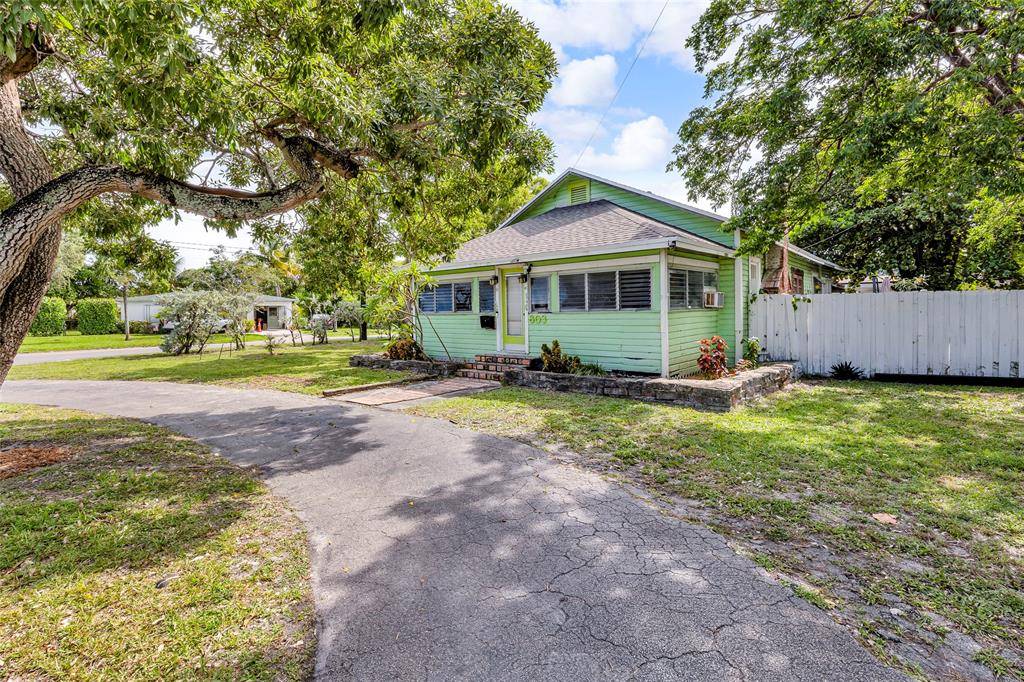 Pompano Beach, FL 33060,803 NE 3RD AVE