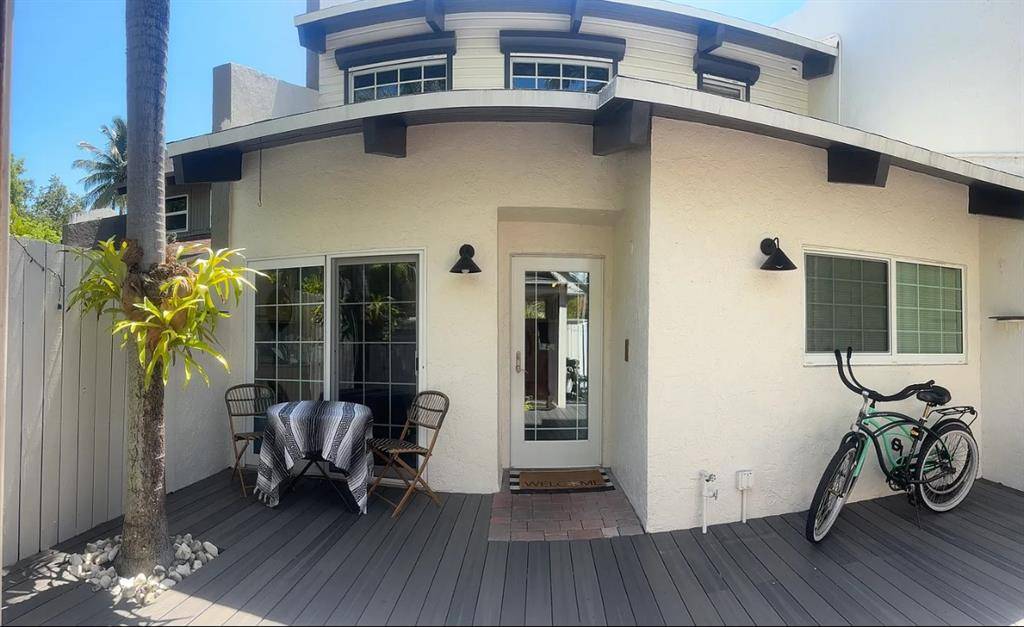 Fort Lauderdale, FL 33301,224 NE 16th Ter