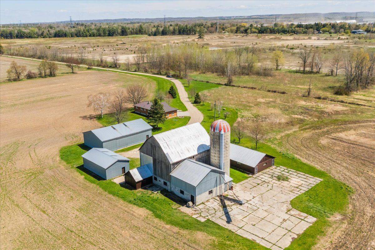 Springwater, ON L0M 1T0,4268 Holler RD