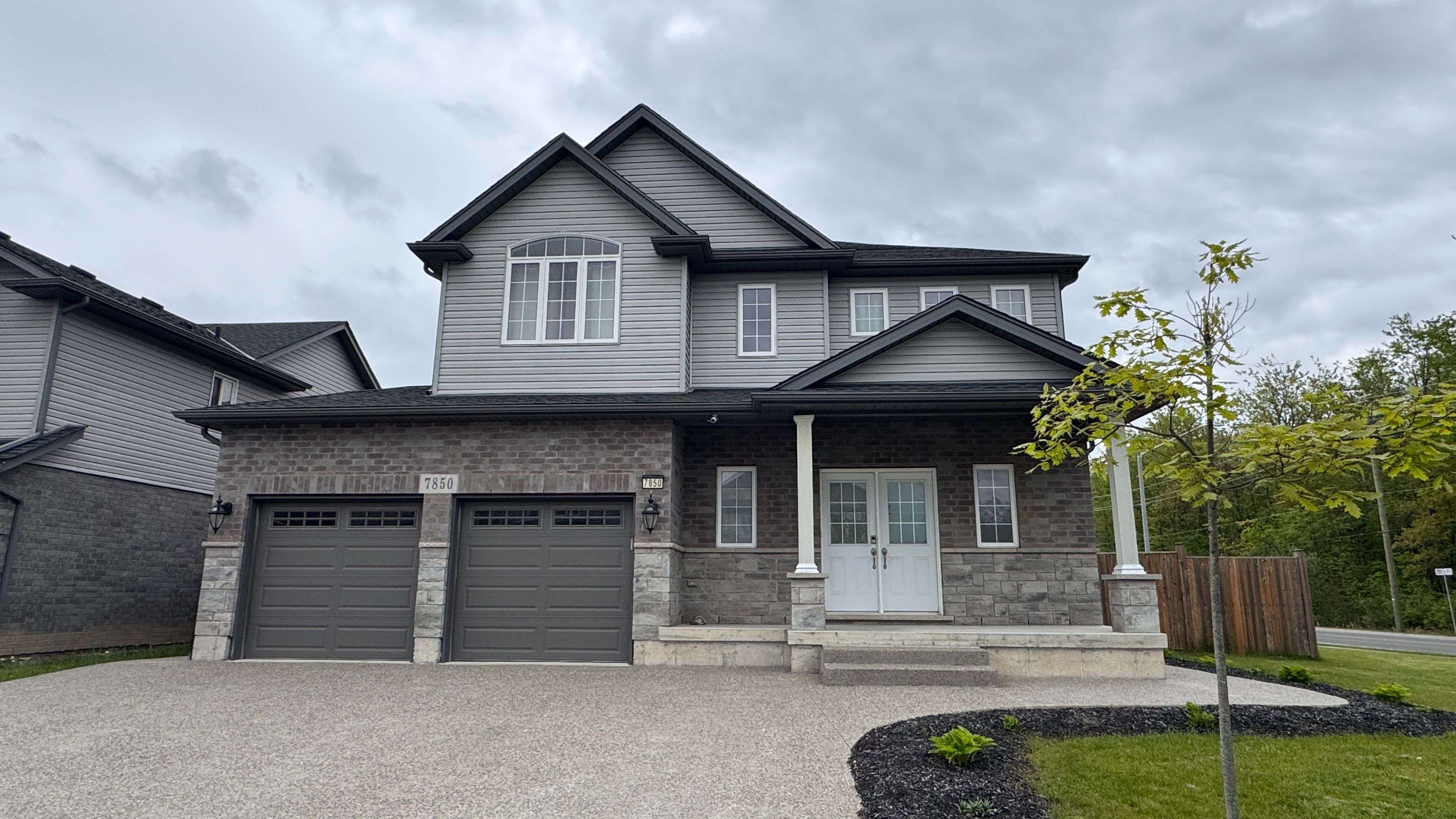 7850 Pender ST, Niagara Falls, ON L2G 3J7