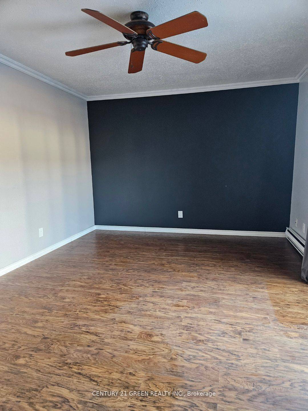 Belleville, ON K8P 2T5,1 Prince Of Wales DR #G