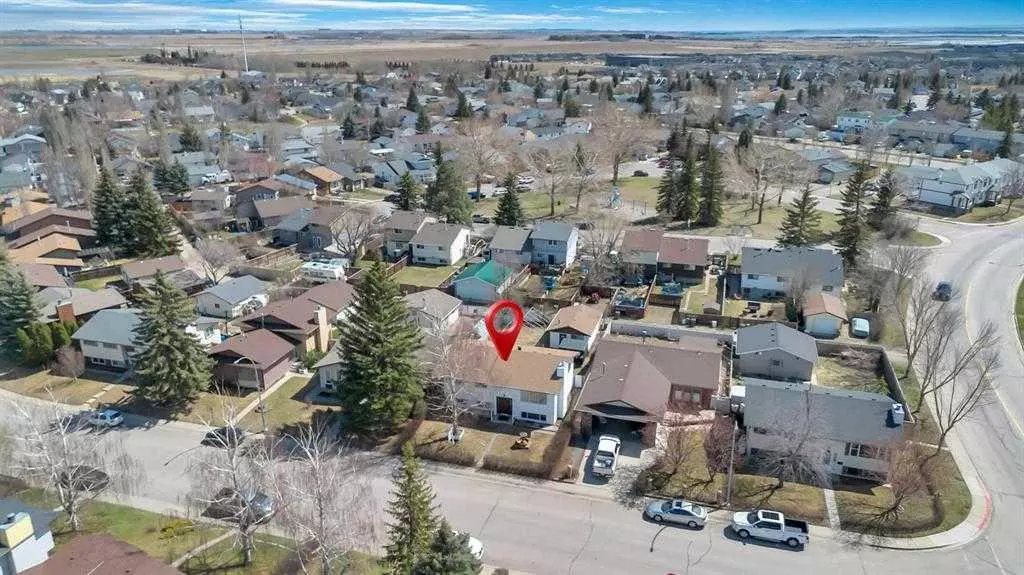 Strathmore, AB T1P 1G7,5 Maple Leaf RD