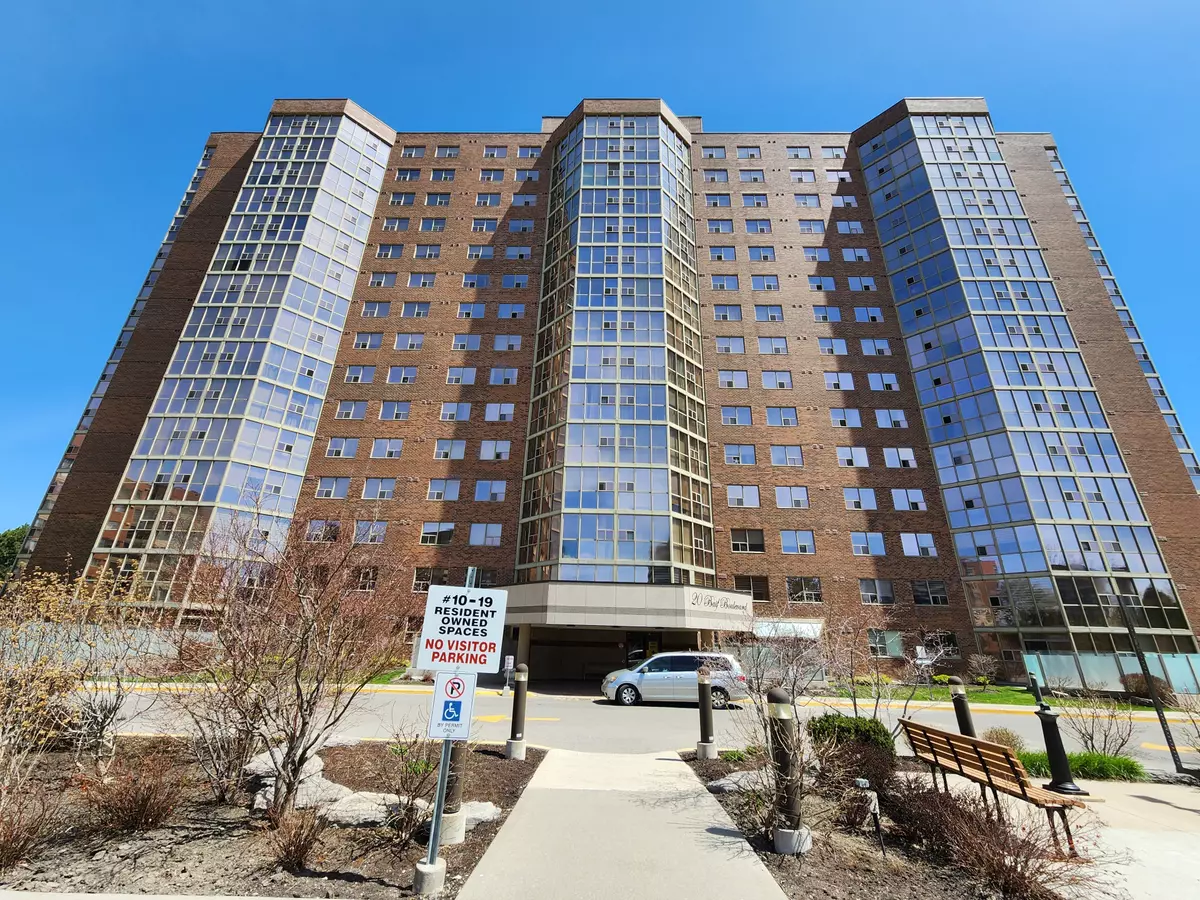 Richmond Hill, ON L4C 8T1,20 Baif BLVD #1207