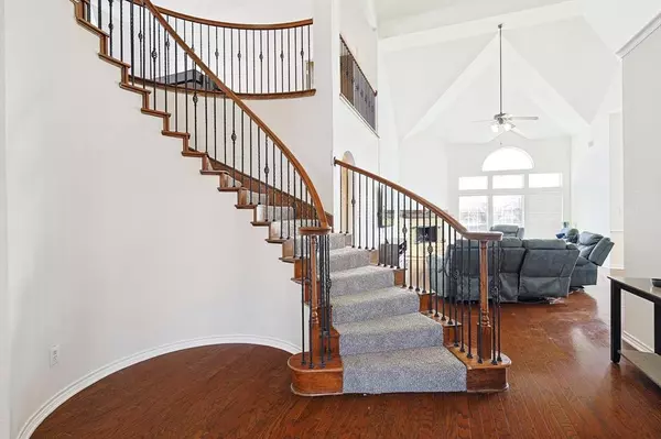 8154 Painted Tree Trail,  Fort Worth,  TX 76131