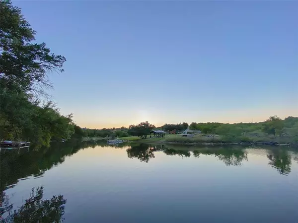 1127 Brackeen Drive, Possum Kingdom Lake, TX 76449