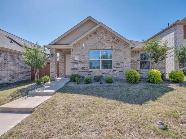 Forney, TX 75126,2913 Meadowlands Drive