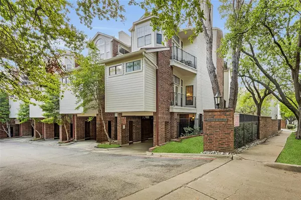 3235 Cole Avenue #700, Dallas, TX 75204