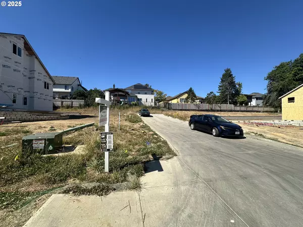 Gresham, OR 97080,4055 SW McKinley ST #39