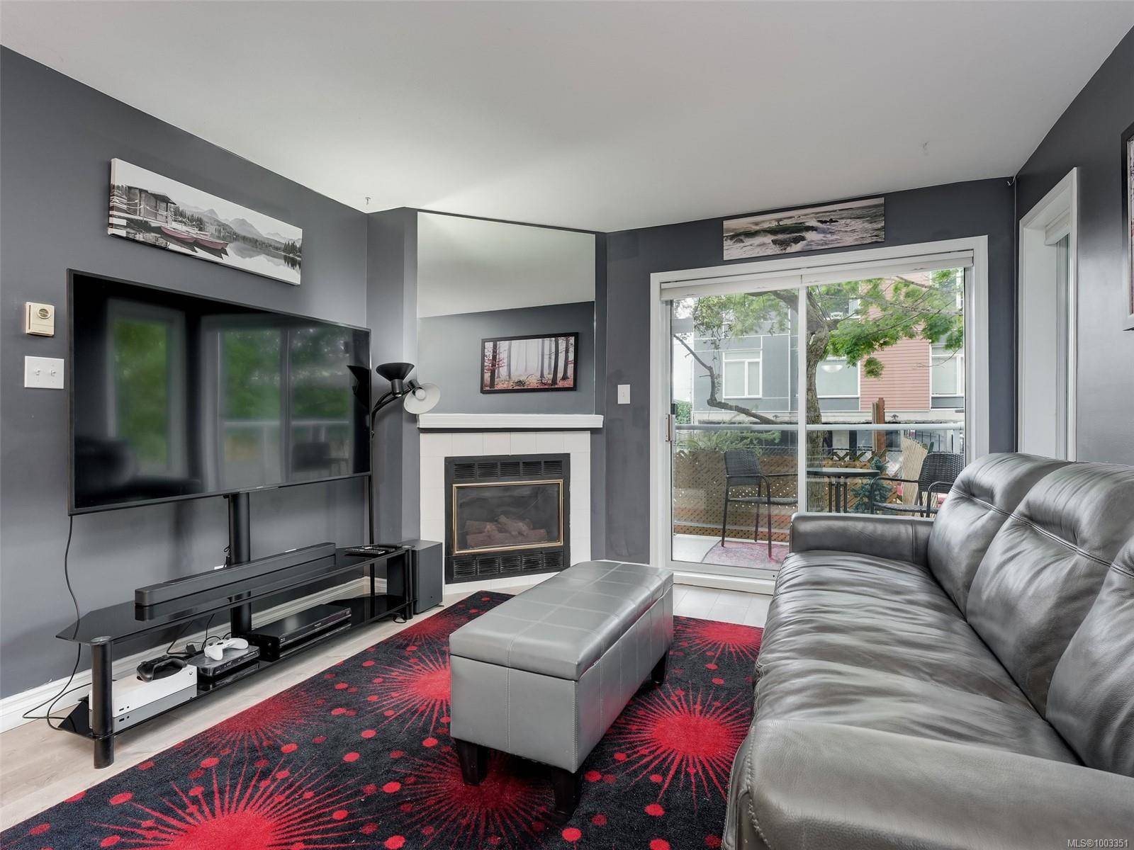 Victoria, BC V8T 1E7,1039 Caledonia Ave #104