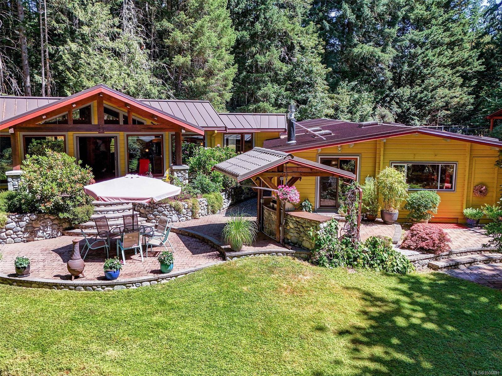 2005 Renfrew Rd, Shawnigan Lake, BC V0R 2W0