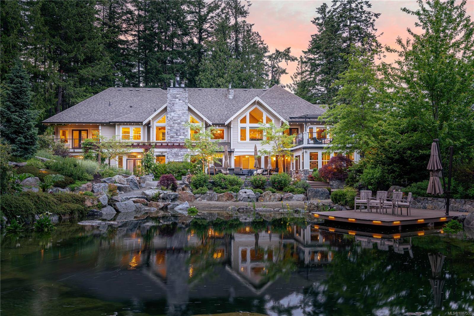 441 Glendower Rd, Saanich, BC V9E 2B9