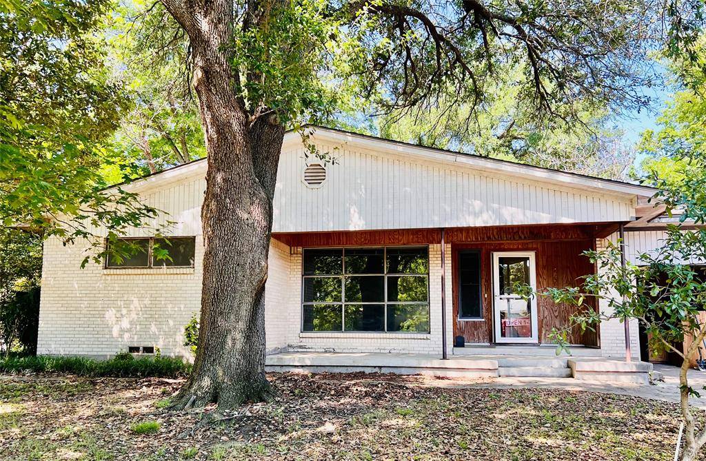 1721 Cooper Drive, Irving, TX 75061