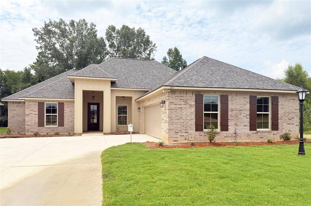 187 Lessie Drive, Stonewall, LA 71078