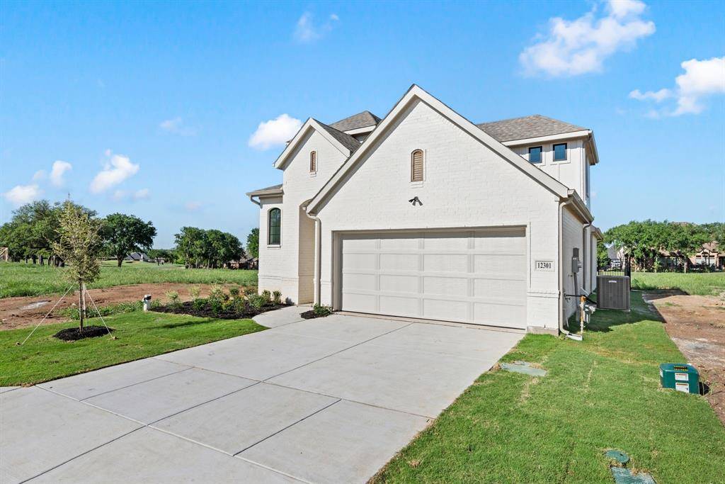 Fort Worth, TX 76179,12263 Ross Calhoun Drive
