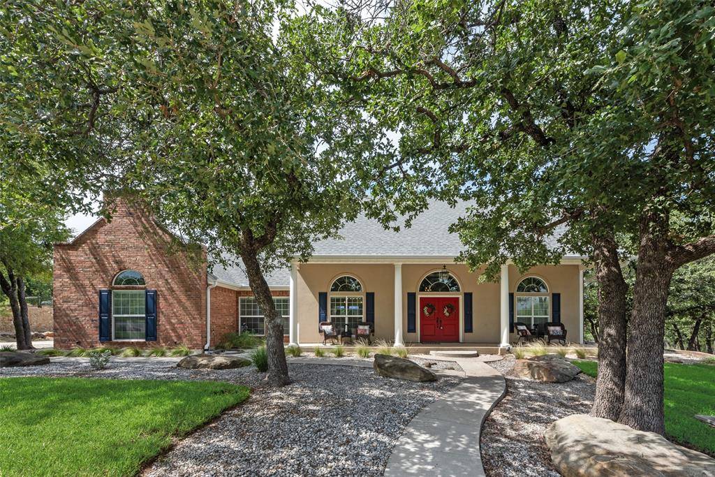 120 Cote D Azur, Chico, TX 76431