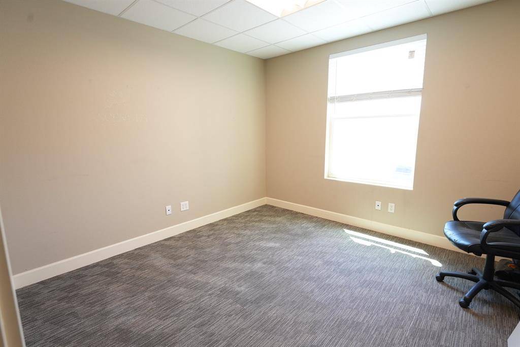 Roanoke, TX 76262,311 S Oak Street #275.8