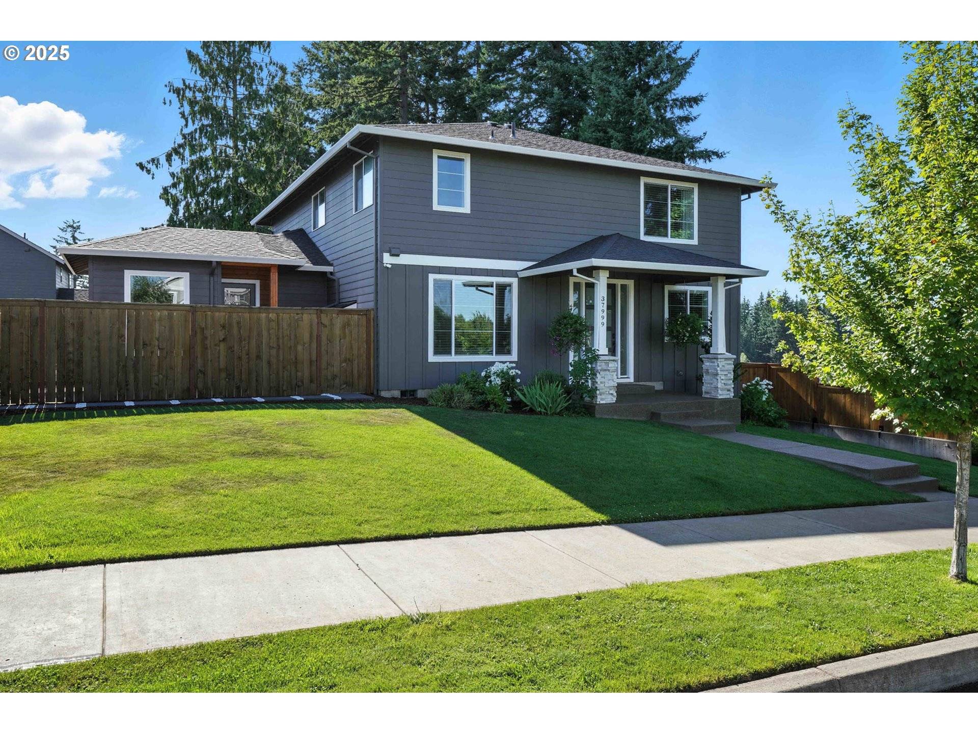 37999 JUNIPER ST, Sandy, OR 97055