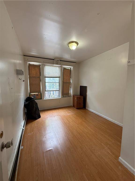 Brooklyn, NY 11209,450 73rd ST