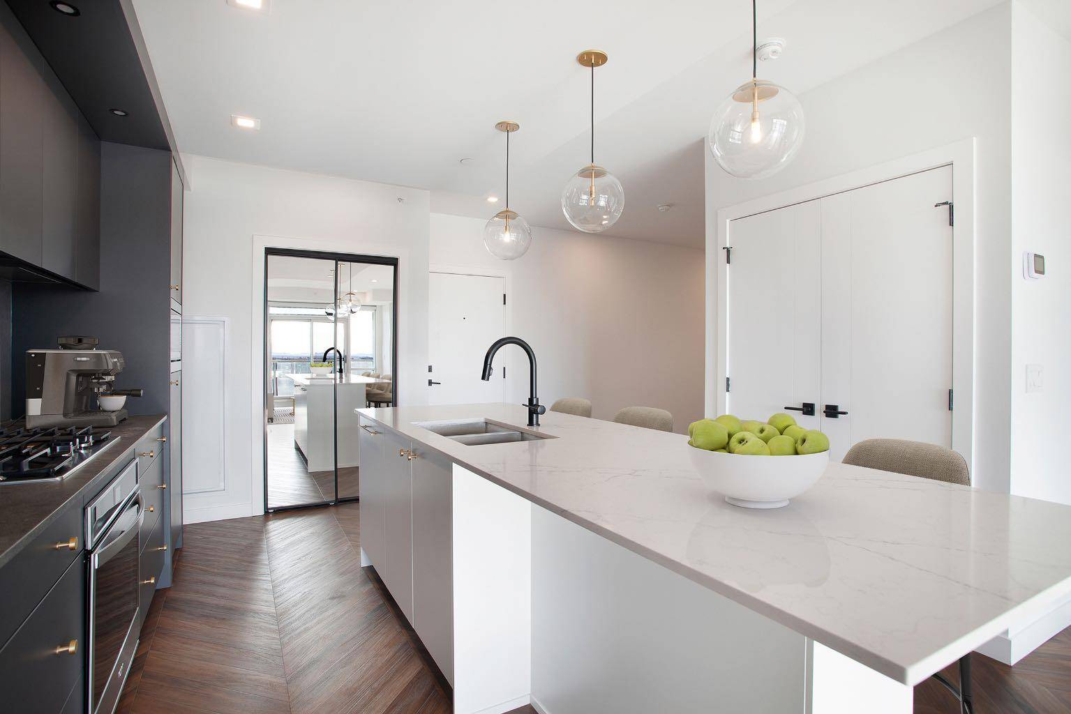 Calgary, AB T3H 6B5,8505 Broadcast AVE SW #504