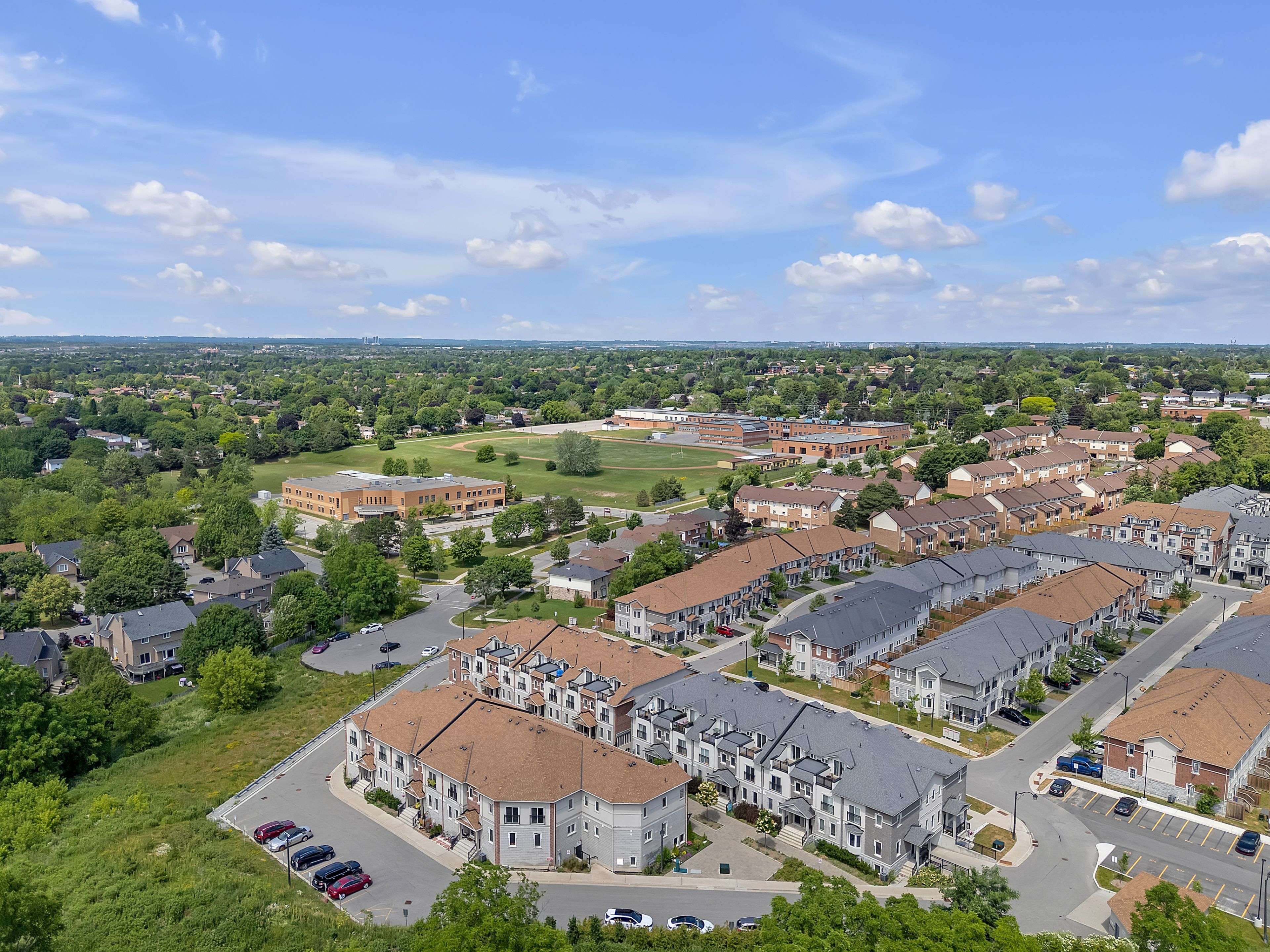 Whitby, ON L1N 0L3,1060 St. Hilda's WAY