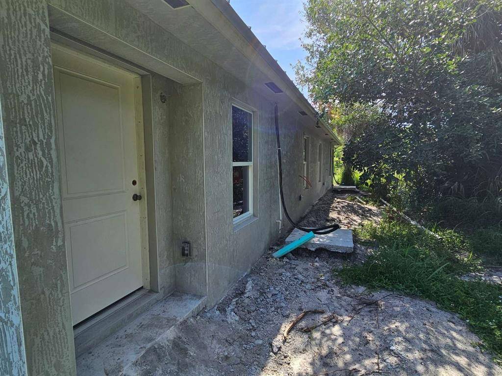 Fort Pierce, FL 34950,1115 Avenue F