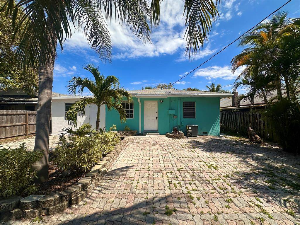 Lake Worth Beach, FL 33460,821 N Federal Hwy #2