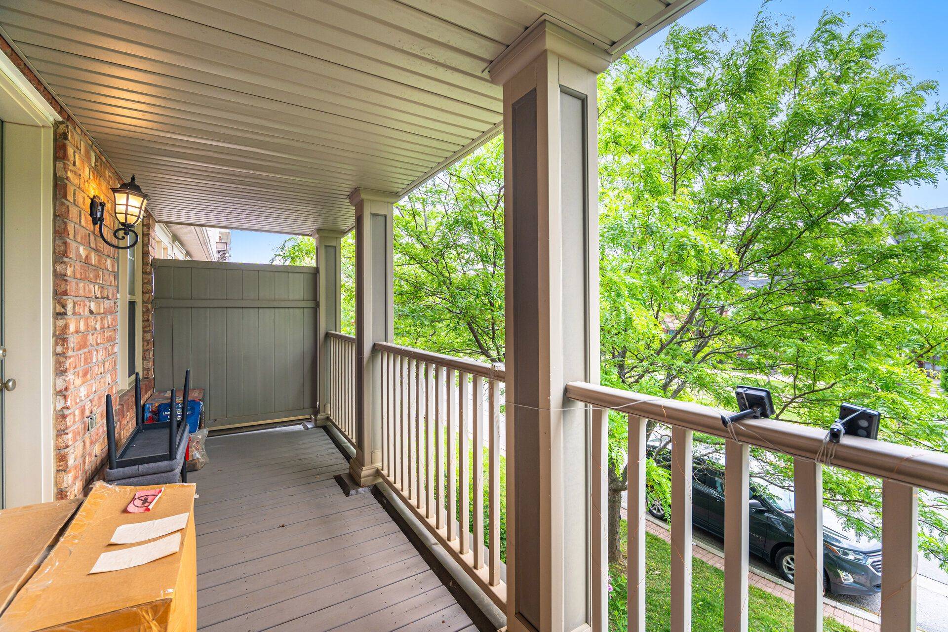 Milton, ON L9T 0G2,665 Holly AVE